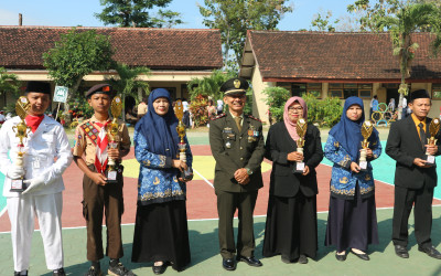 SMP Negeri 1 Sooko Ukir Prestasi Membanggakan dalam Kejuaraan Gerak Jalan Tingkat Kecamatan Sooko